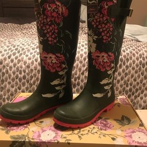 Women’s Joules olive printed wellies